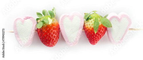 Fototapeta Naklejka Na Ścianę i Meble -  Close up Marshmallow and Strawberry Kebab