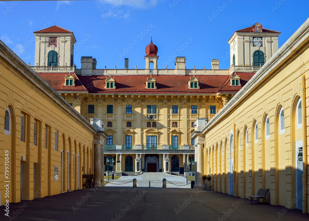 Schloss Esterzazy und Stallung in Eisenstadt Schloss Esterzazy und Stallung in Eisenstadt