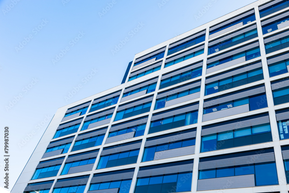 modernes Hochhaus  - Bürogebäude