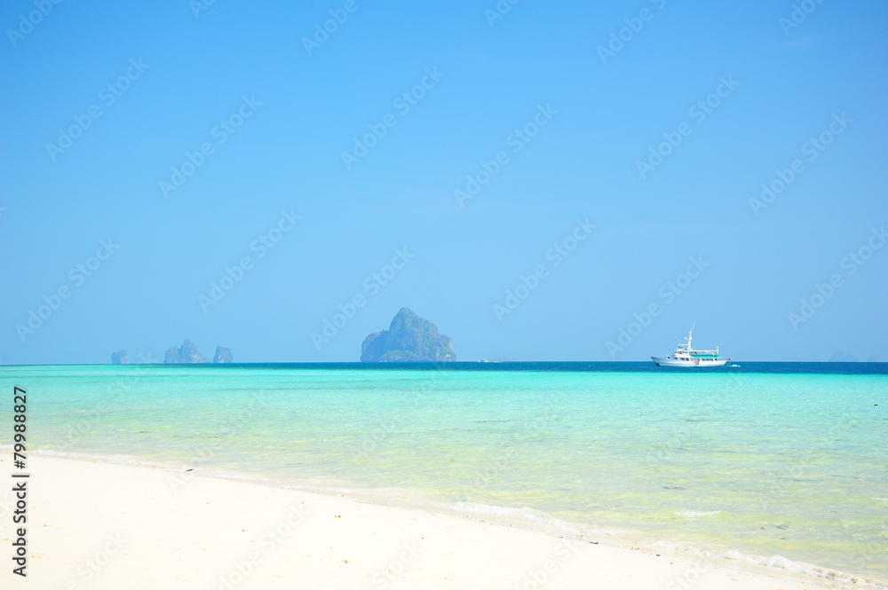 White Sand Beach on Paradise Island