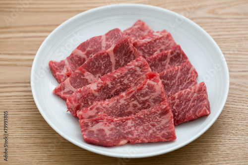 焼肉用の牛カルビ肉