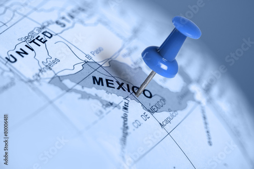 Location Mexico. Blue pin on the map.