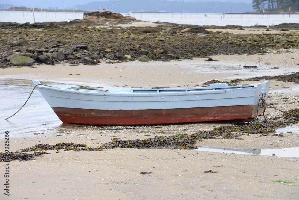 Fototapeta premium boat on a mooring
