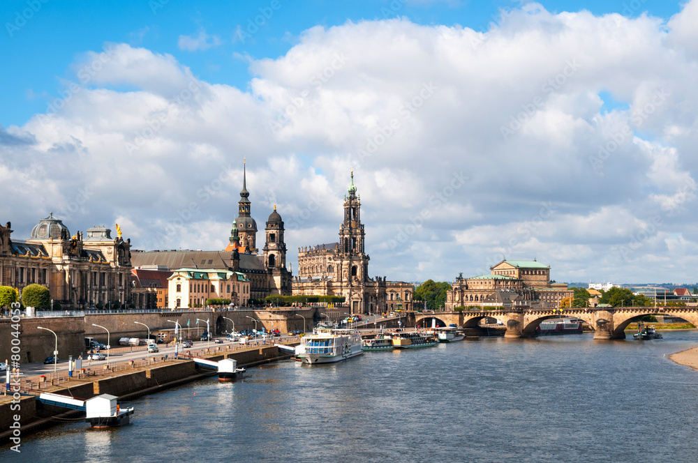 Dresden from across Elbe river