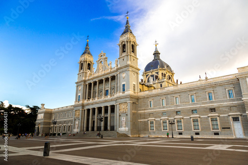 Almudena cathedral in Madrid © Sergii Figurnyi