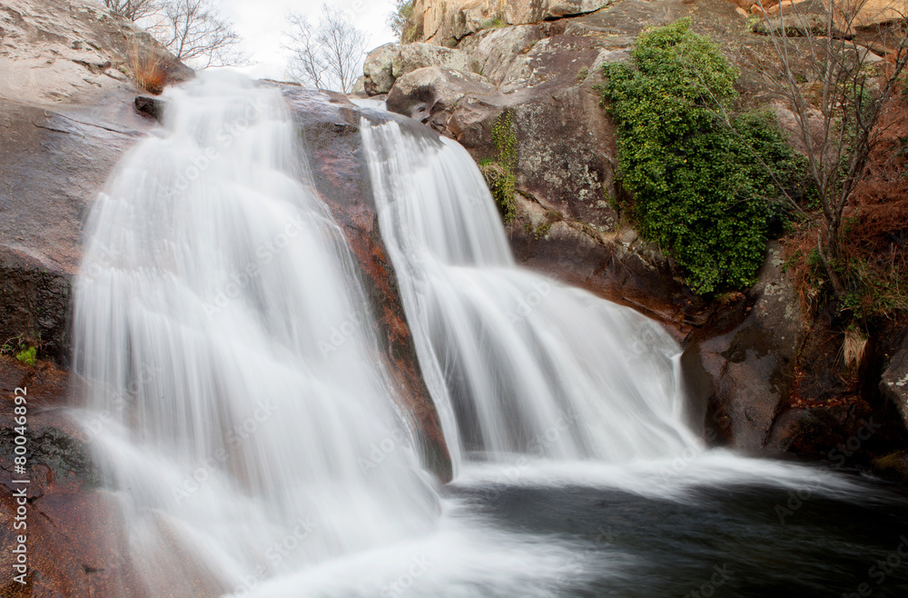 Obraz premium Beautiful waterfall