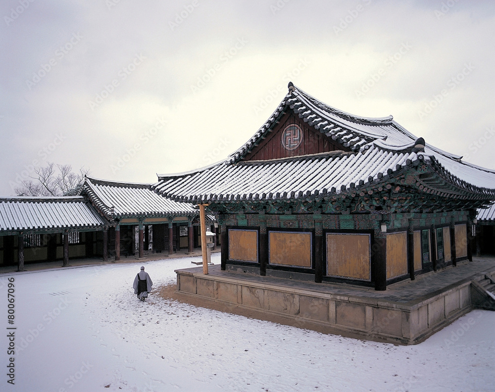 겨울 한옥풍경 Stock Photo | Adobe Stock