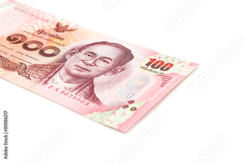 New versions of hundred Thai bank notes