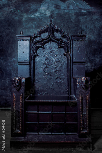 Obraz na plátně Královský trůn. tmavý gotický trůn, čelní pohled