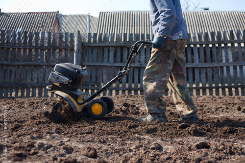 Obraz na płótnie Garden tiller to work