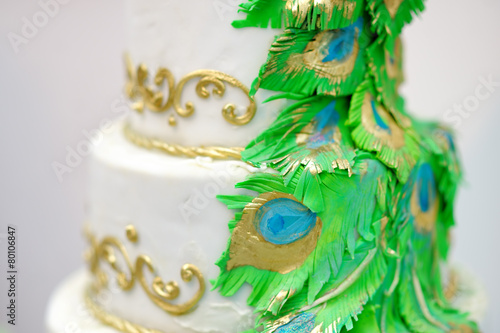 Delicious white wedding cake