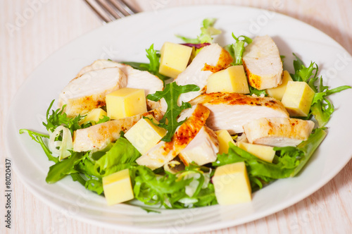 salad with chicken breast and cheese