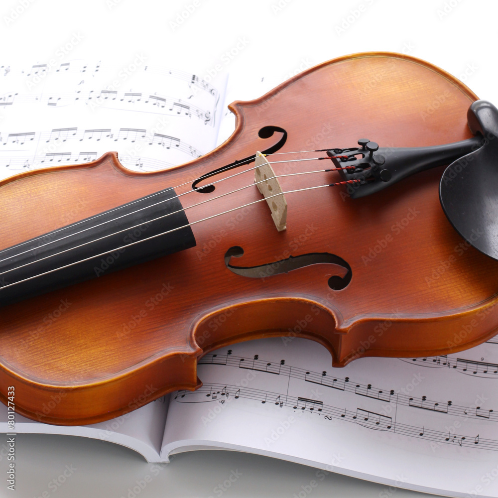 Fototapeta premium Violin and printed music