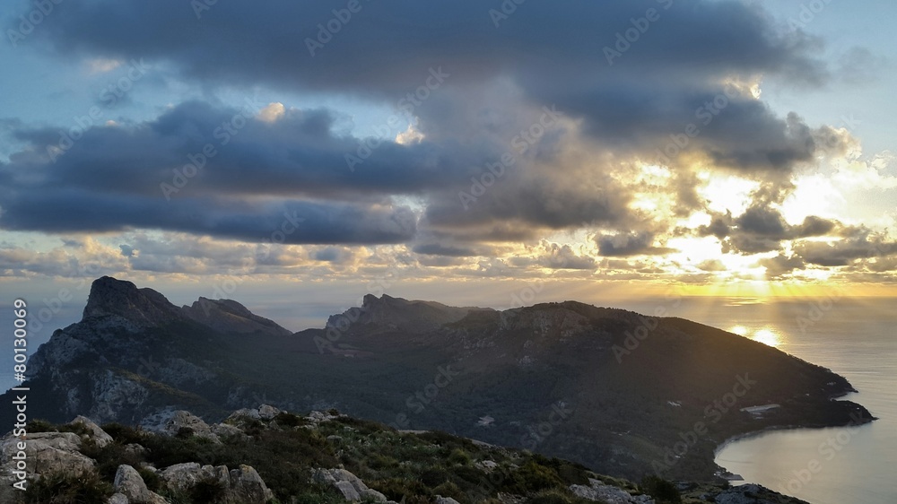 Fototapeta premium Amanecer en la península de formentor