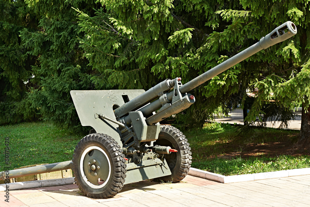 Soviet 76-mm divisional gun M1942 (ZiS-3) Stock Photo | Adobe Stock