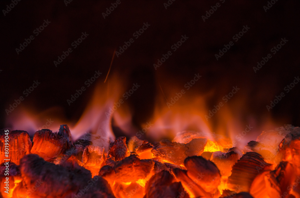 Hot coals in the fire - obrazy, fototapety, plakaty 