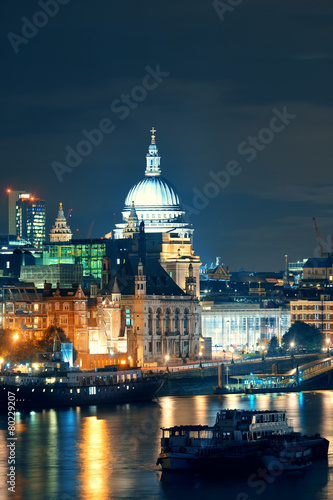 St Paul's cathedral © rabbit75_fot