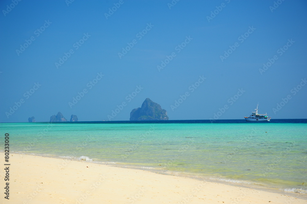 Fototapeta premium Pure Beach at Summer Season