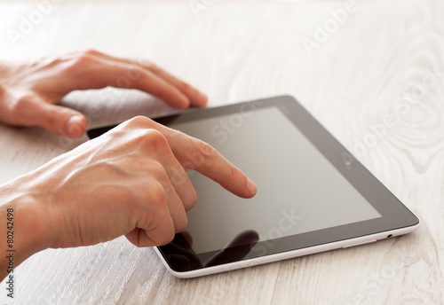 Touching tablet pc