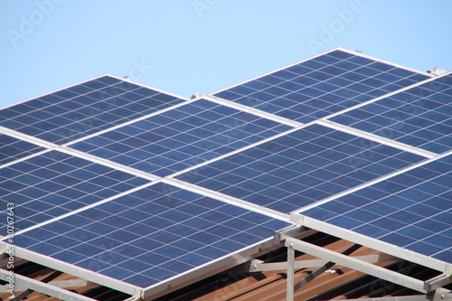 Wallpaper Mural Solartechnik unter blauem Himmel Torontodigital.ca