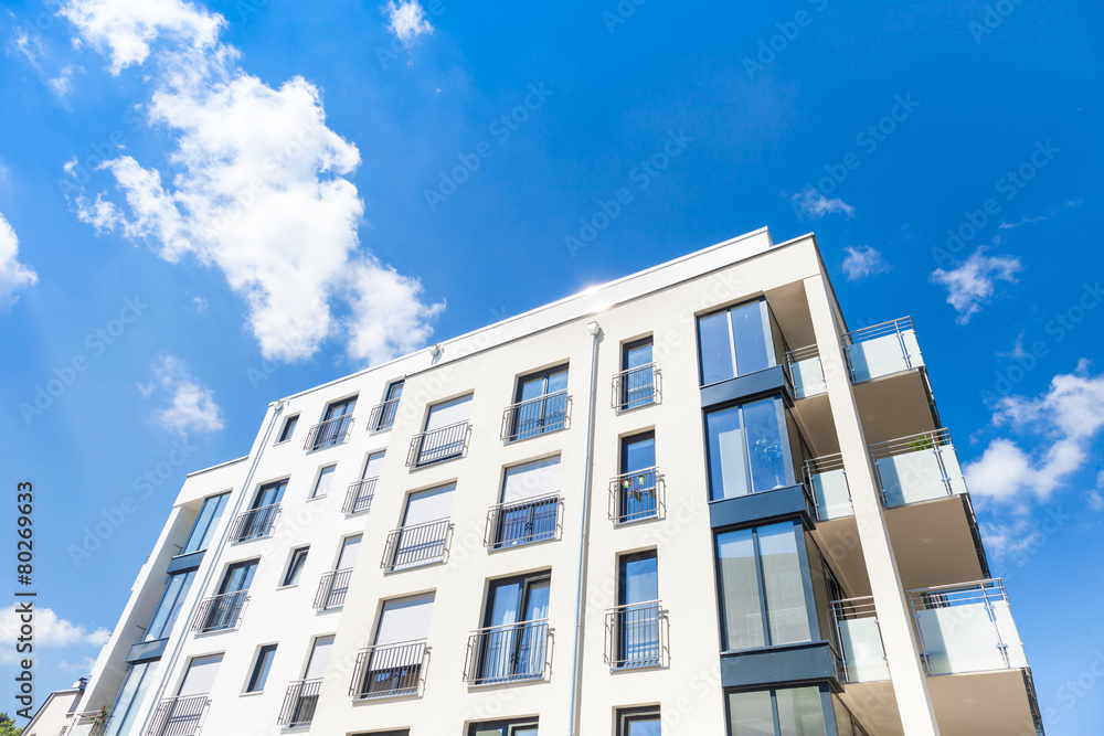 Neubau in Deutschland - Mehrfamilienhaus Neubau in Deutschland - Mehrfamilienhaus