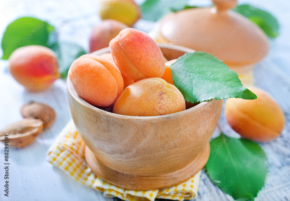 apricots apricots