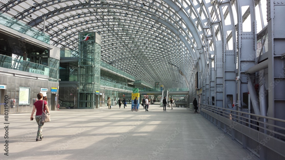 Fototapeta premium station and people traveling