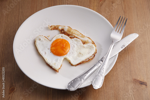 heart shape fried egg