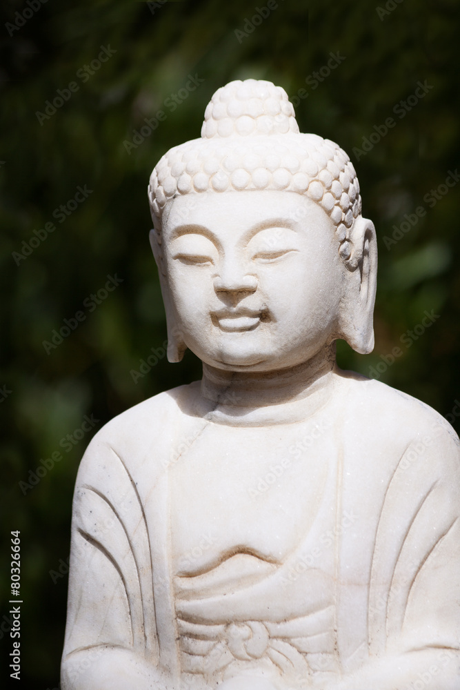 Buddha aus Marmor