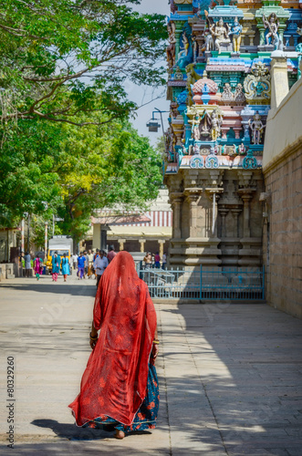 Woman in red sari at Meenakshi temple