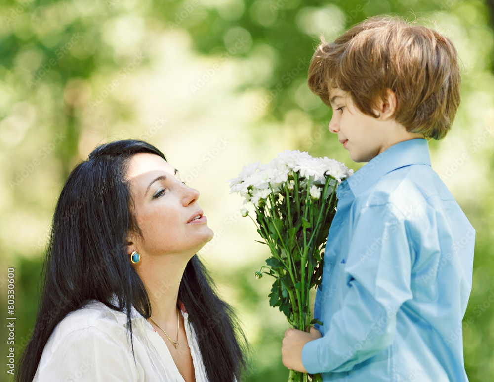 Obraz premium boy with mother