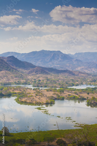 View of Lempa river reservoir in El Salvador © Bertolo