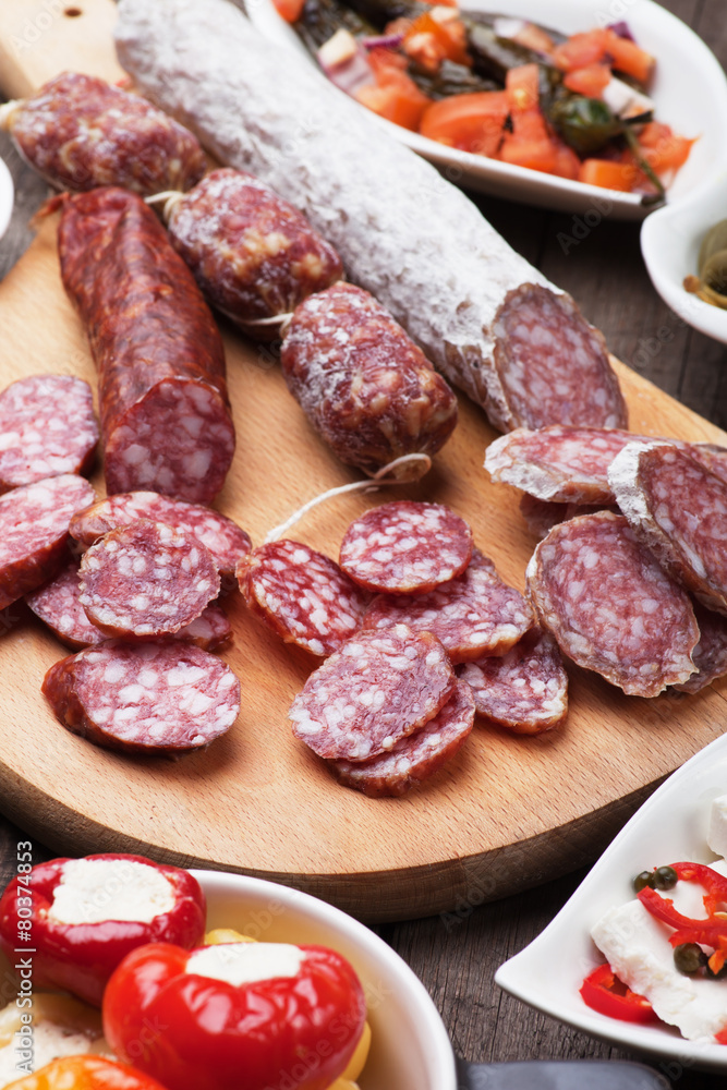 Tapas, antipasto, meze Tapas, antipasto, meze