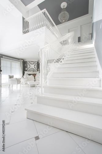 White staircase in expensive house © Photographee.eu