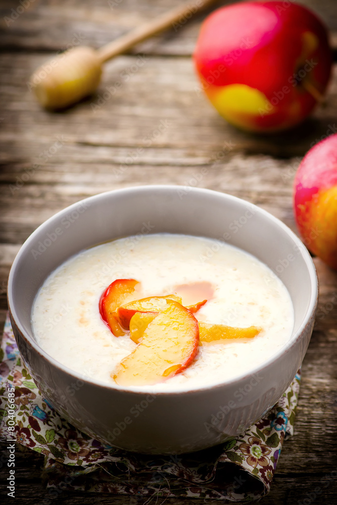porridge with caramel apples porridge with caramel apples