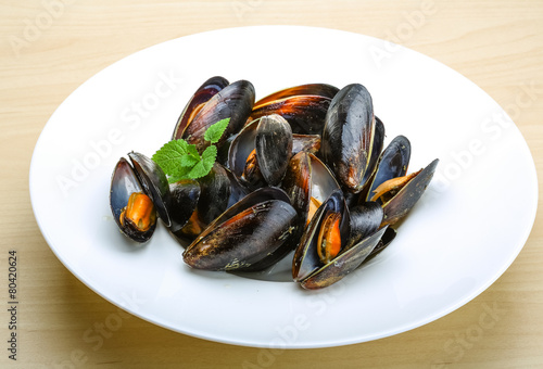 Boiled mussels