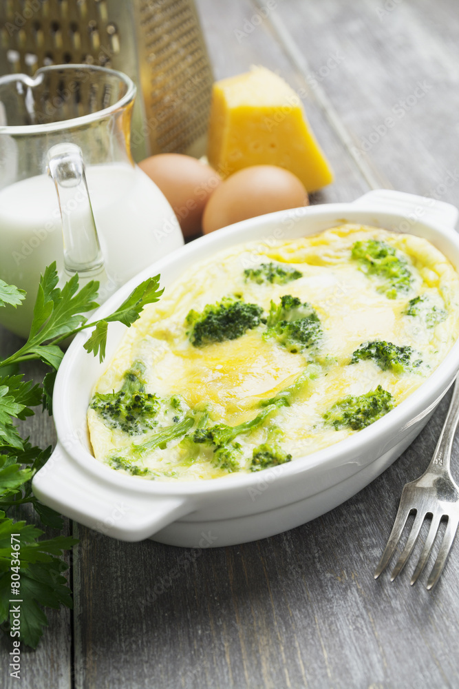 Broccoli, baked with cheese and egg Broccoli, baked with cheese and egg