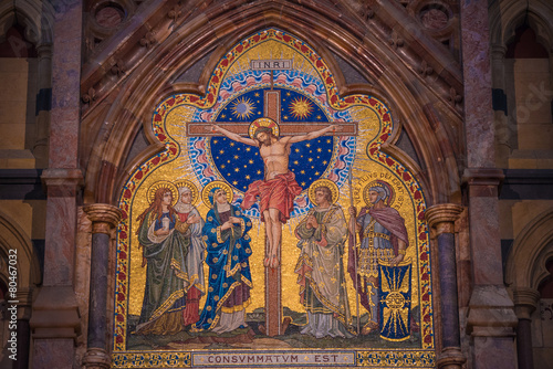 Slika na platnu inside St Mary's Cathedral