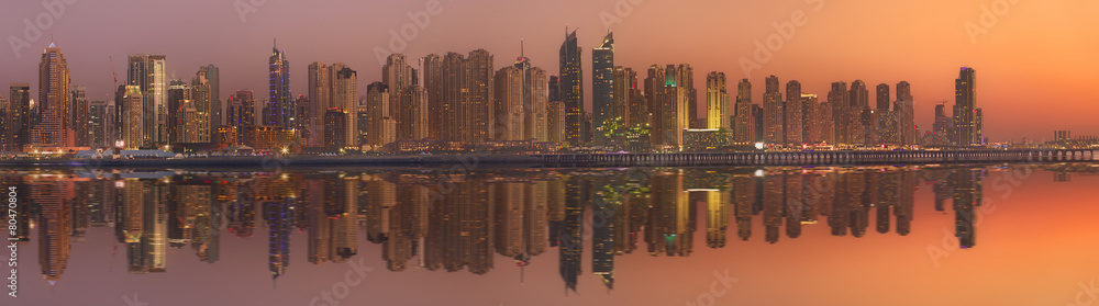 Obraz premium The beauty panorama of Dubai marina. UAE