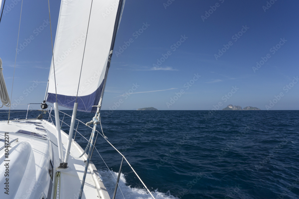 Obraz premium Segelyacht in Fahrt