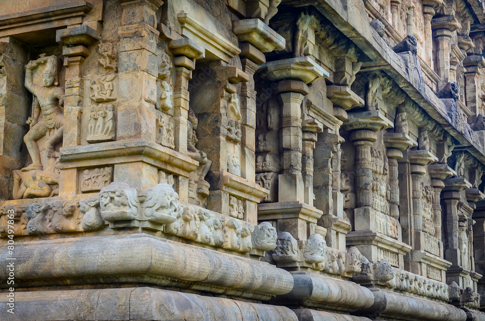 Hindu God Statue in Brihadeeswarar Temple