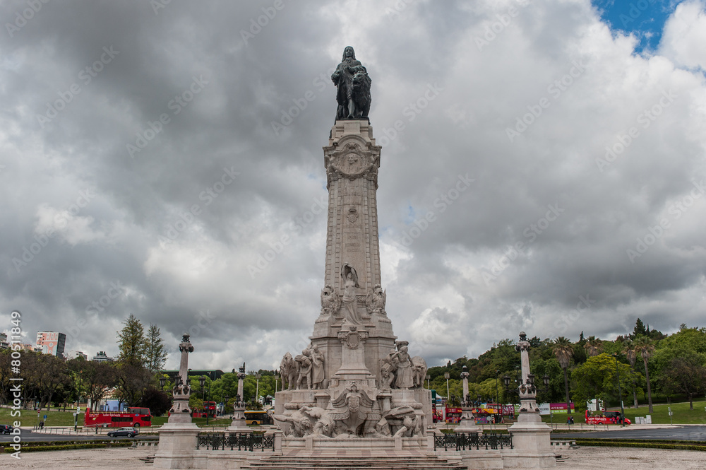 Lisbona, monumento 2