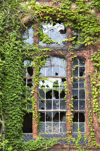 Fenster einer Ruine © Ralf Gosch