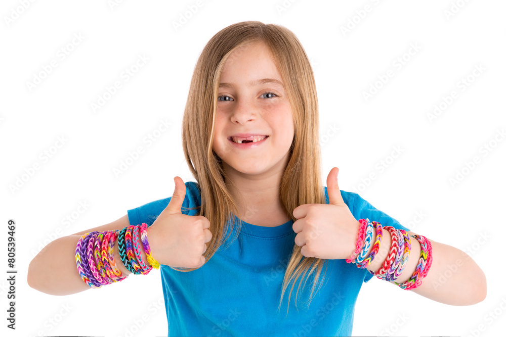 Loom rubber bands bracelets blond kid girl Loom rubber bands bracelets blond kid girl