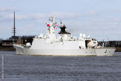 Принти на полотні Chinese Navy frigate leaving Rotterdam