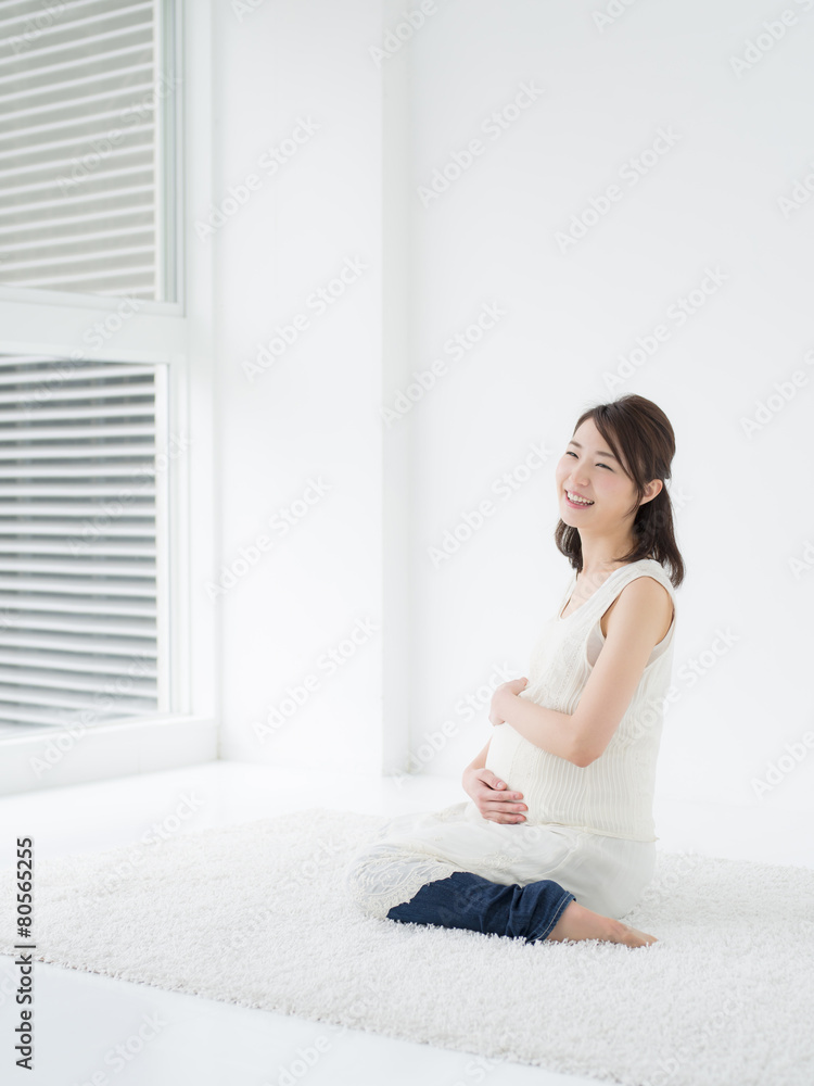 若い妊婦 若い妊婦