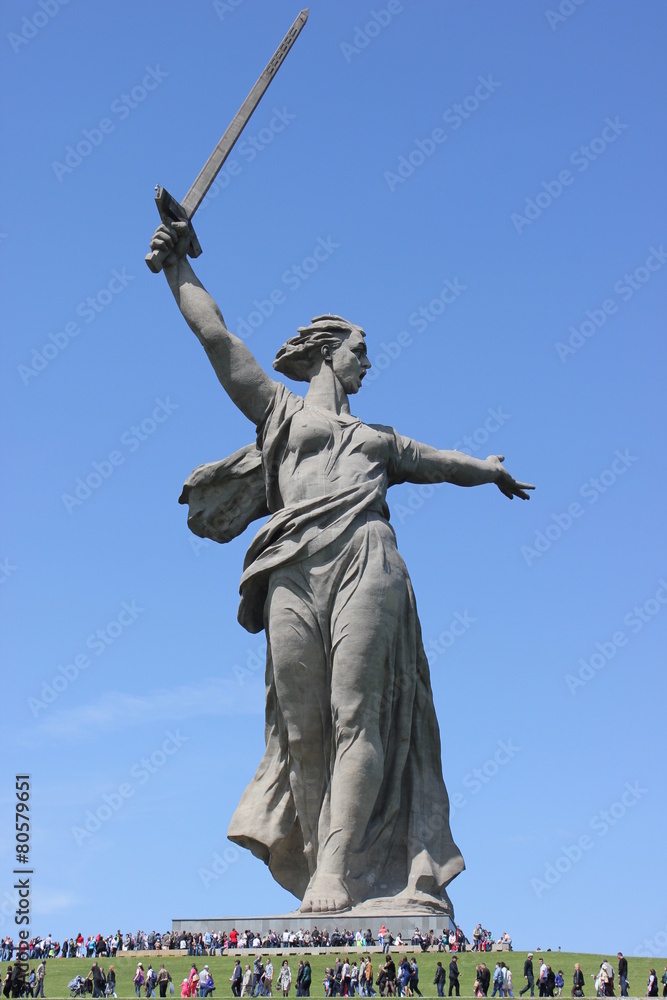 Памятник, монумент Родина-мать зовет!