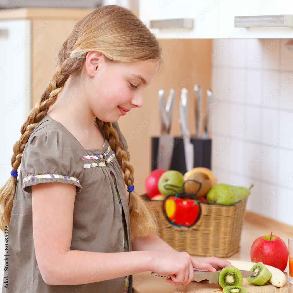 girl in kitchen girl in kitchen