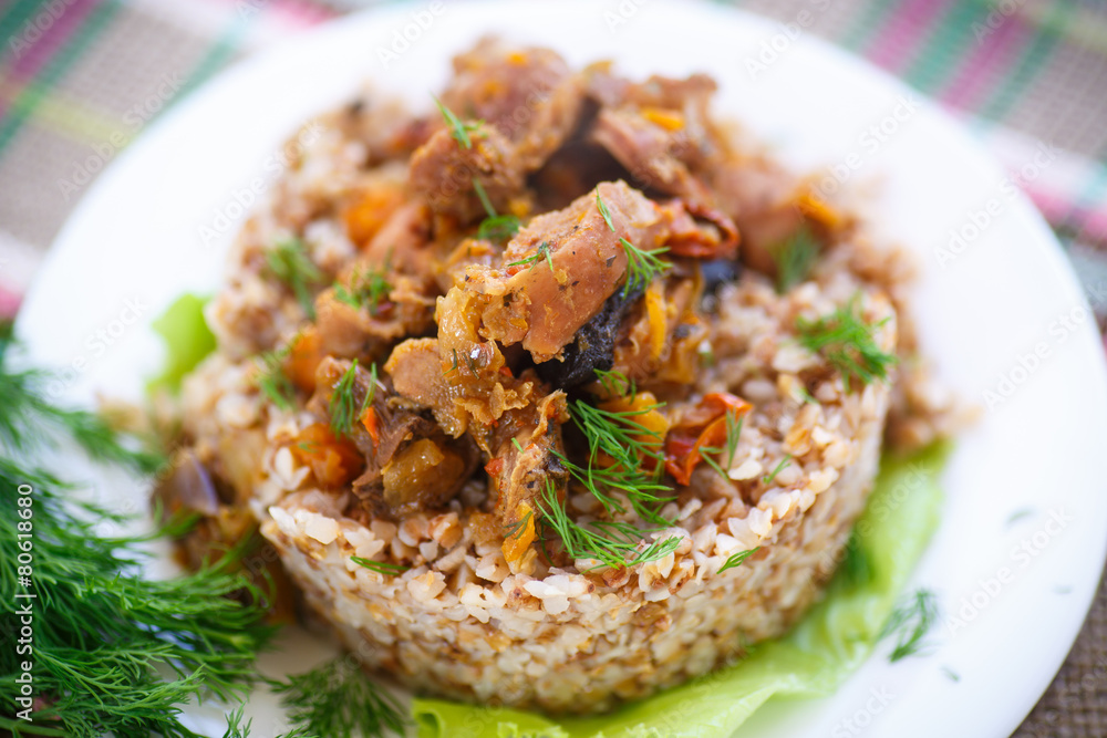 Boiled buckwheat with stewed chicken gizzards