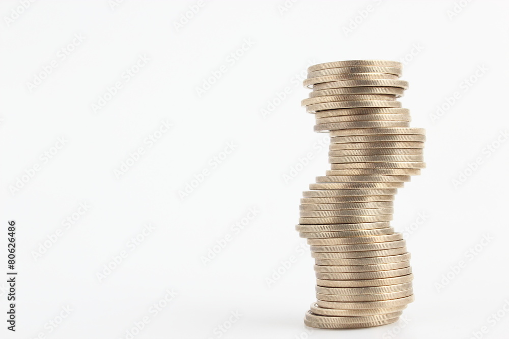 山積みの硬貨 山積みの硬貨